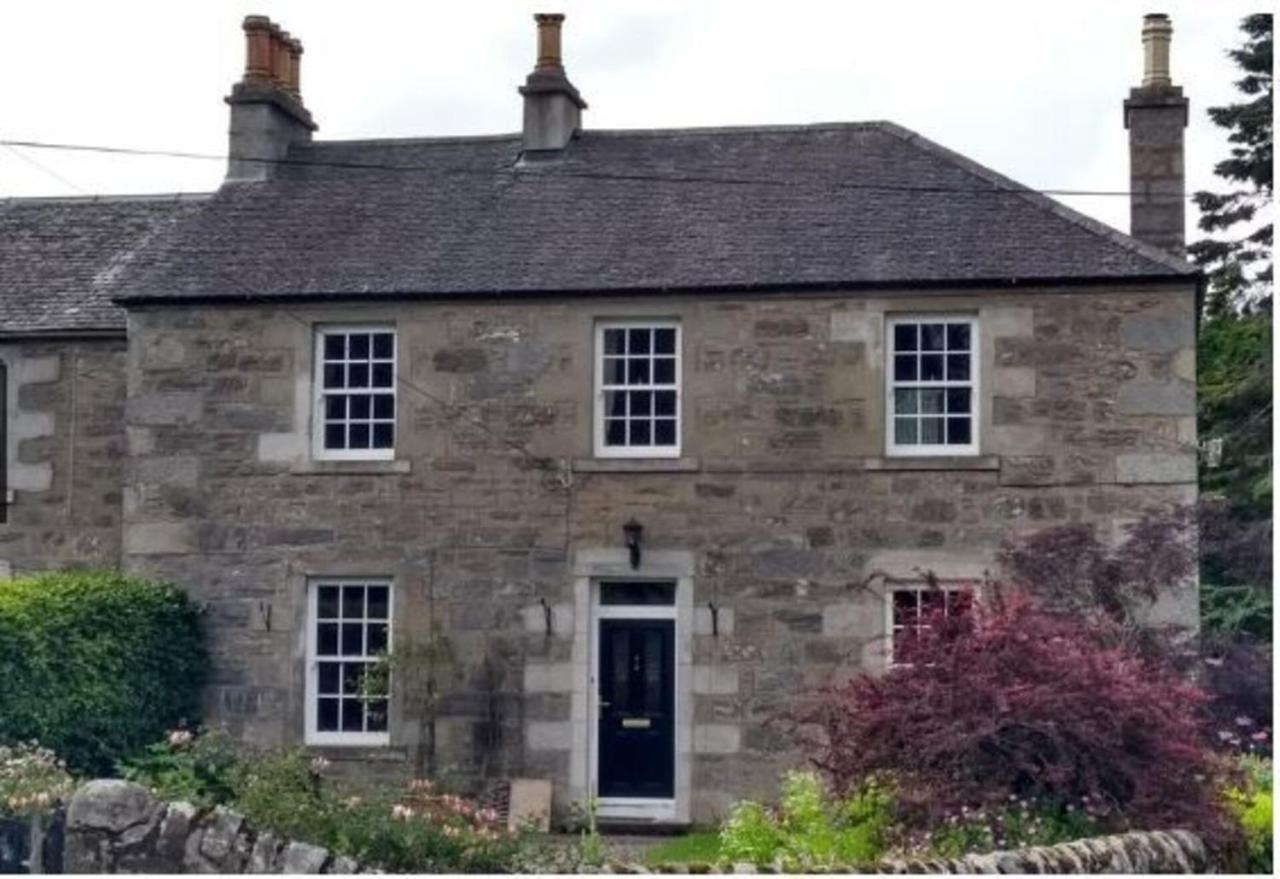Immaculate 3 Bedroom House In Blair Atholl Bagian luar foto